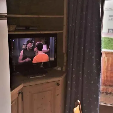Appartement In Fügen/zillertal 836 Uderns